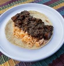 Mole con Pollo